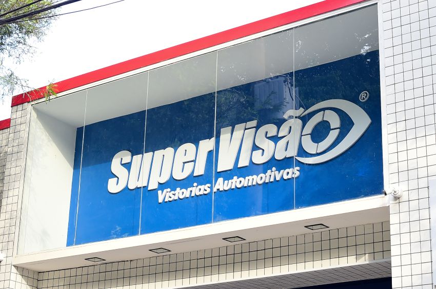 Tipos de franquia fachada de unidade da Super Visão.